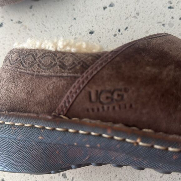 UGG Australia Bettey 1757 Brown Suede Slip-On Clogs Loafers Shoes Casual Size 9 - Picture 9 of 13